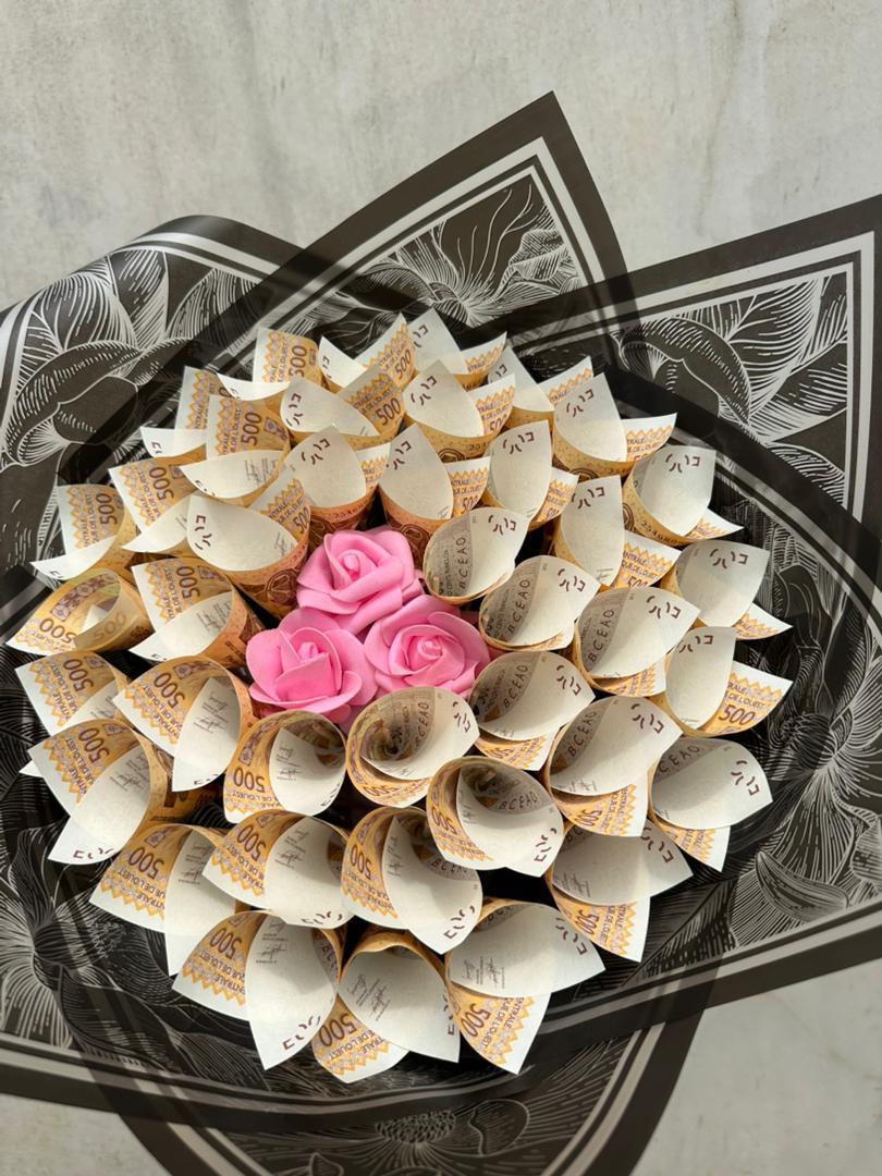 La Bouqueuse création 2